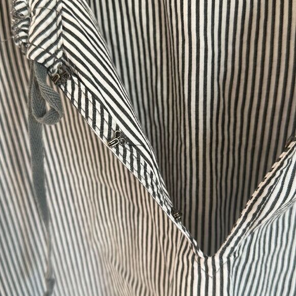 Free People Top Womens 4 Striped Crochet Lace Tie Neck Bell Sleeve Gray Boho - Picture 5 of 7